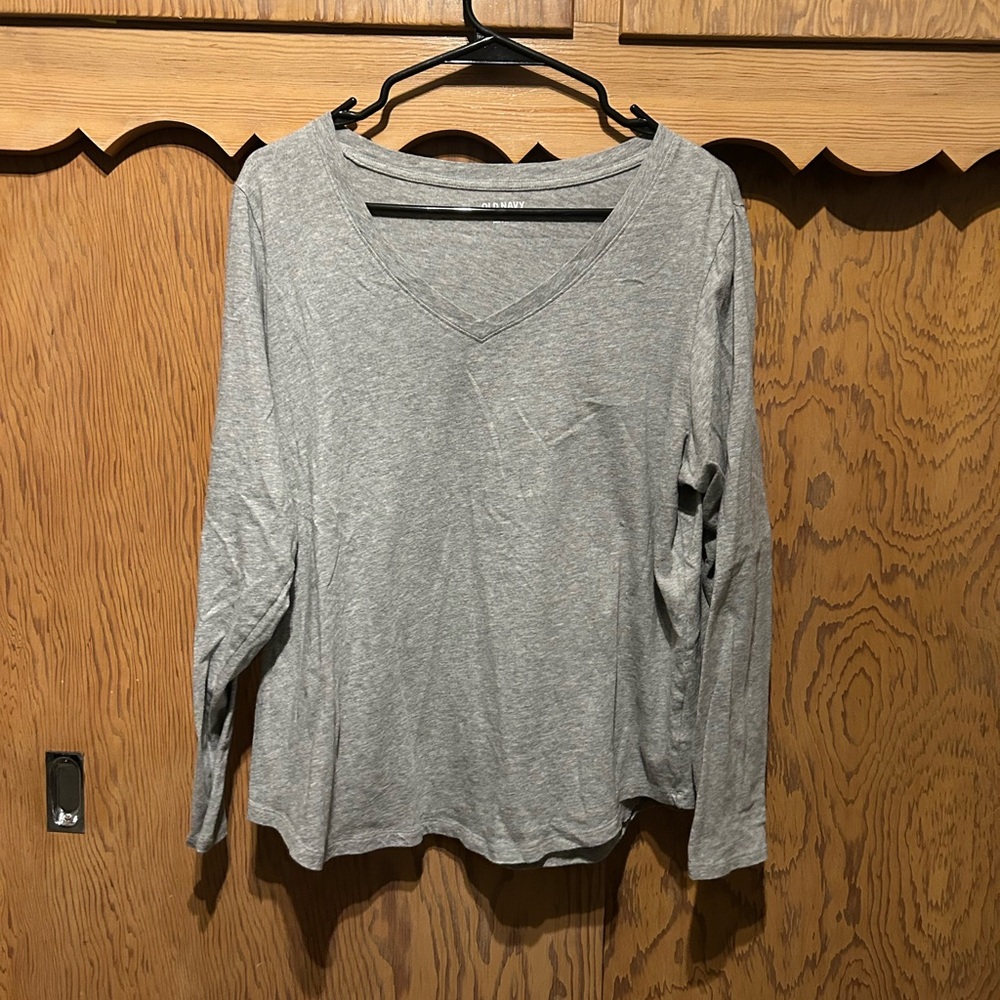 old navy long sleeve
